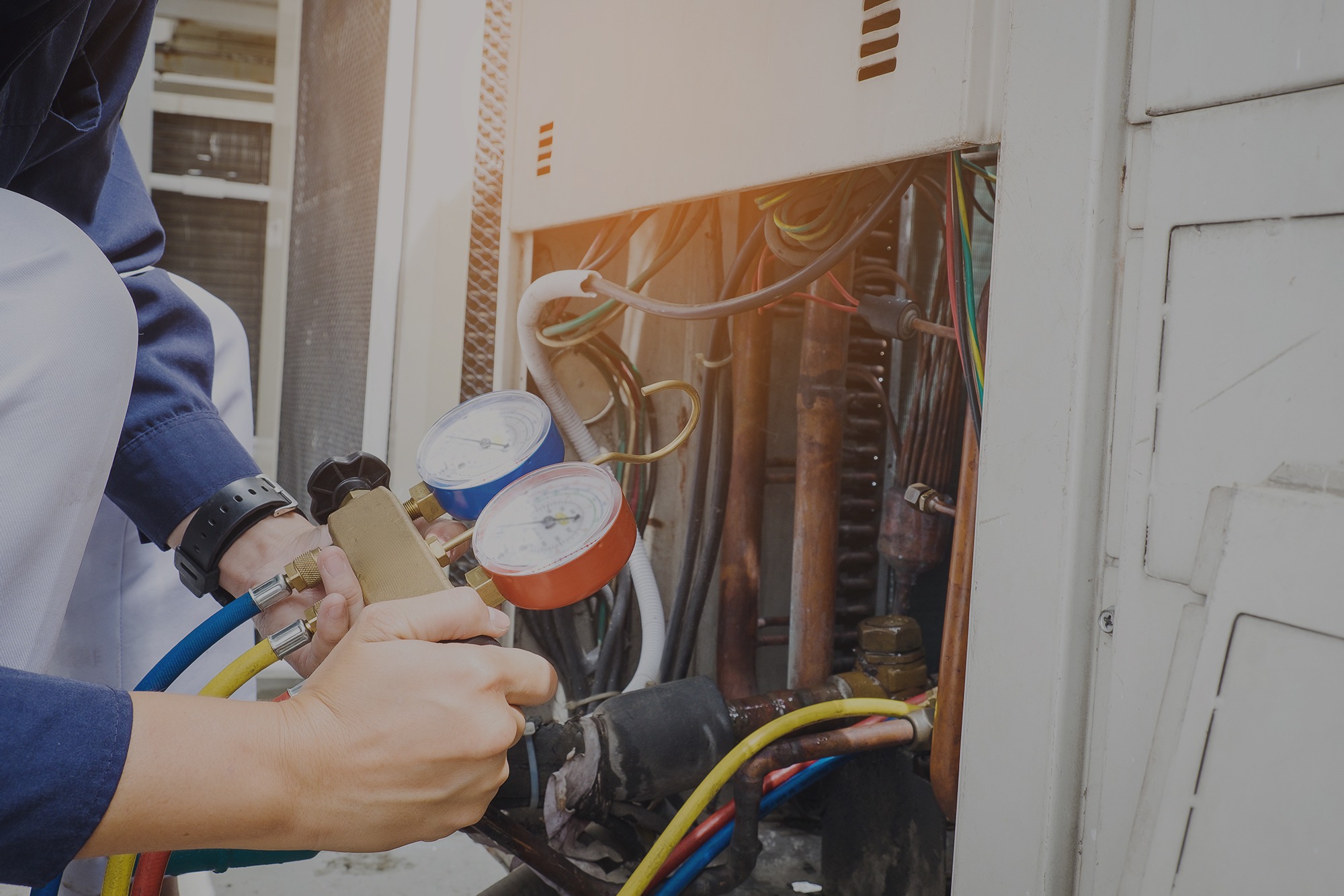 checking pressure of air conditioning unit