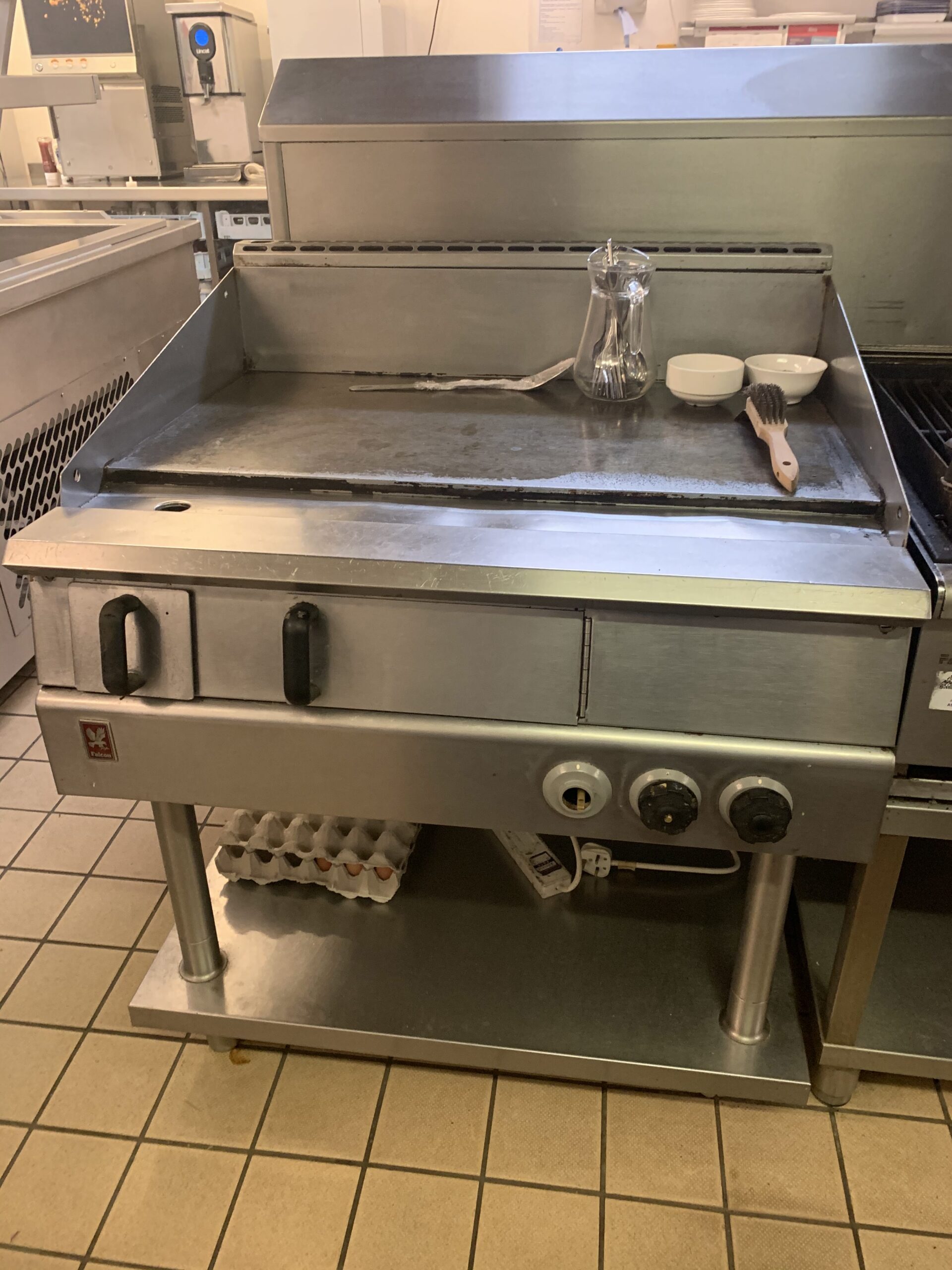 clean chargrill after cleaning